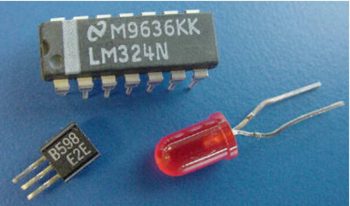 A Chip and LED.jpg