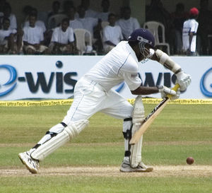 Mahela Jayawardene - batting.jpg